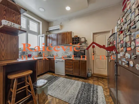 Prodaja, trosoban stan, 86m², Cvetni Trg, Vračar Sve Podlokacije - image 8