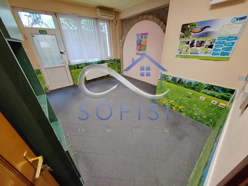 Rent, office space, 160m², Grbavica, Novi Sad Sve Podlokacije