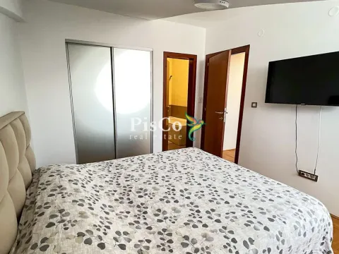 Izdavanje, dvosoban stan, 71m², Stari Aerodrom, Podgorica - image 5