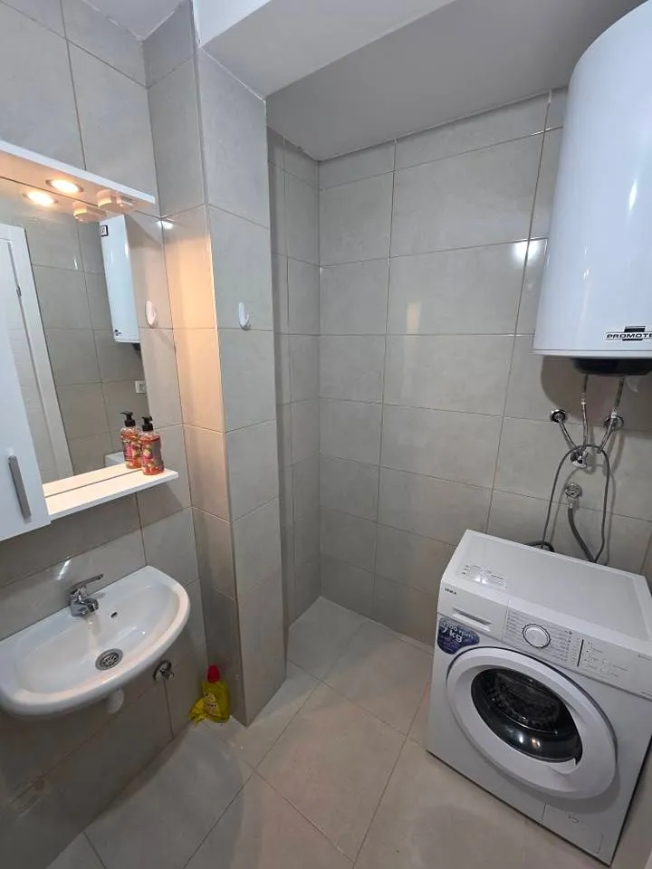 Izdavanje, jednosoban stan, 43m², Zagorič, Podgorica