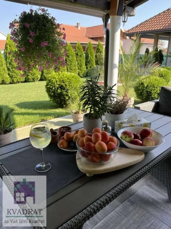 Sale, house, 226m², Obrenovac, Beograd