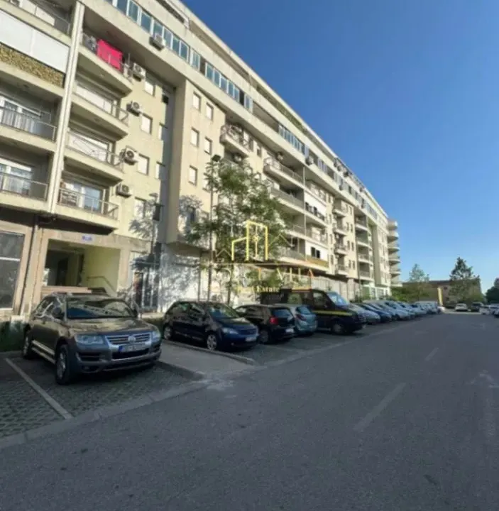 Izdavanje, jednosoban stan, 42m², Stari Aerodrom, Podgorica