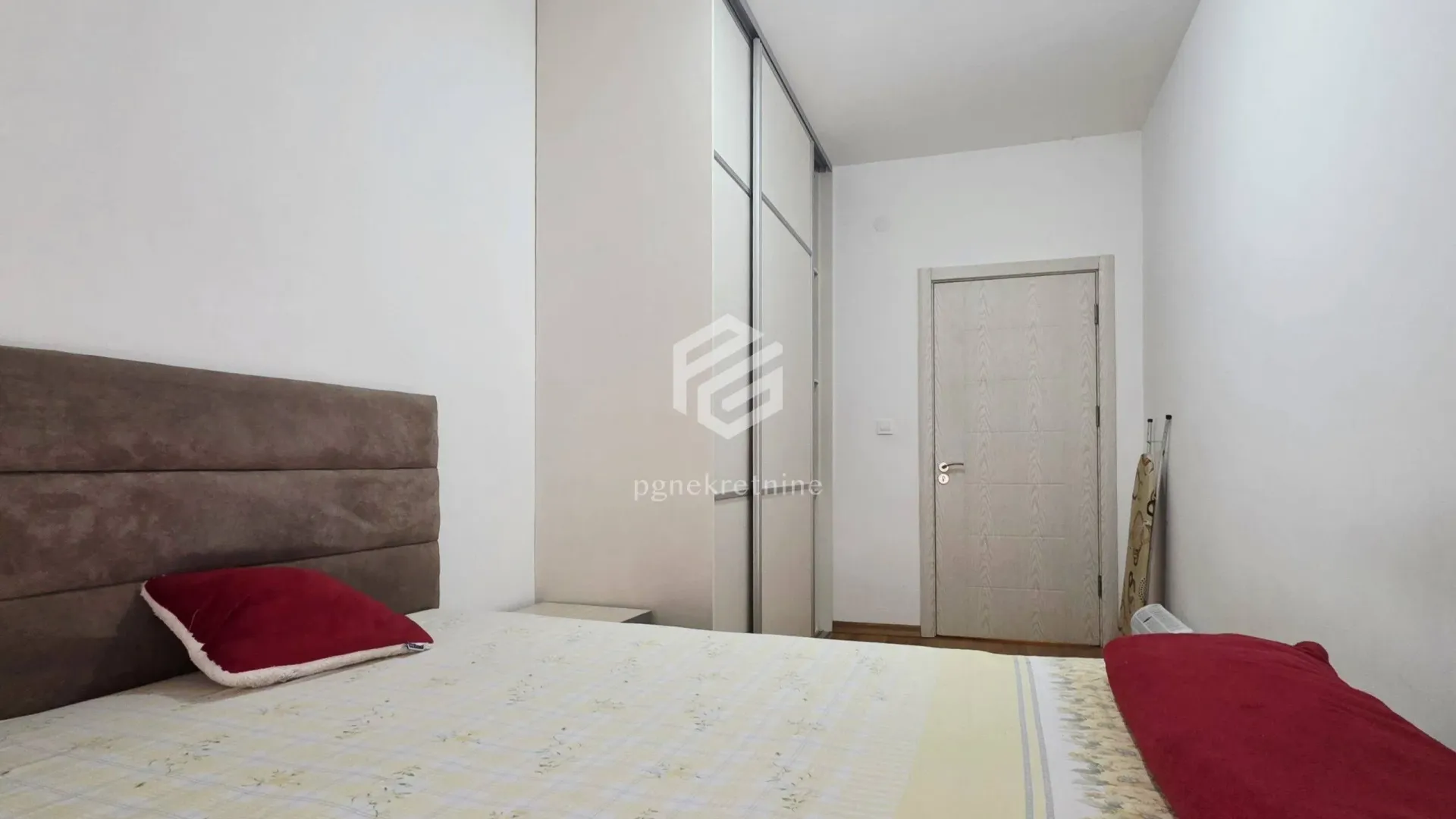 Rent, one bedroom apartment, 40m², Tuški Put, Podgorica
