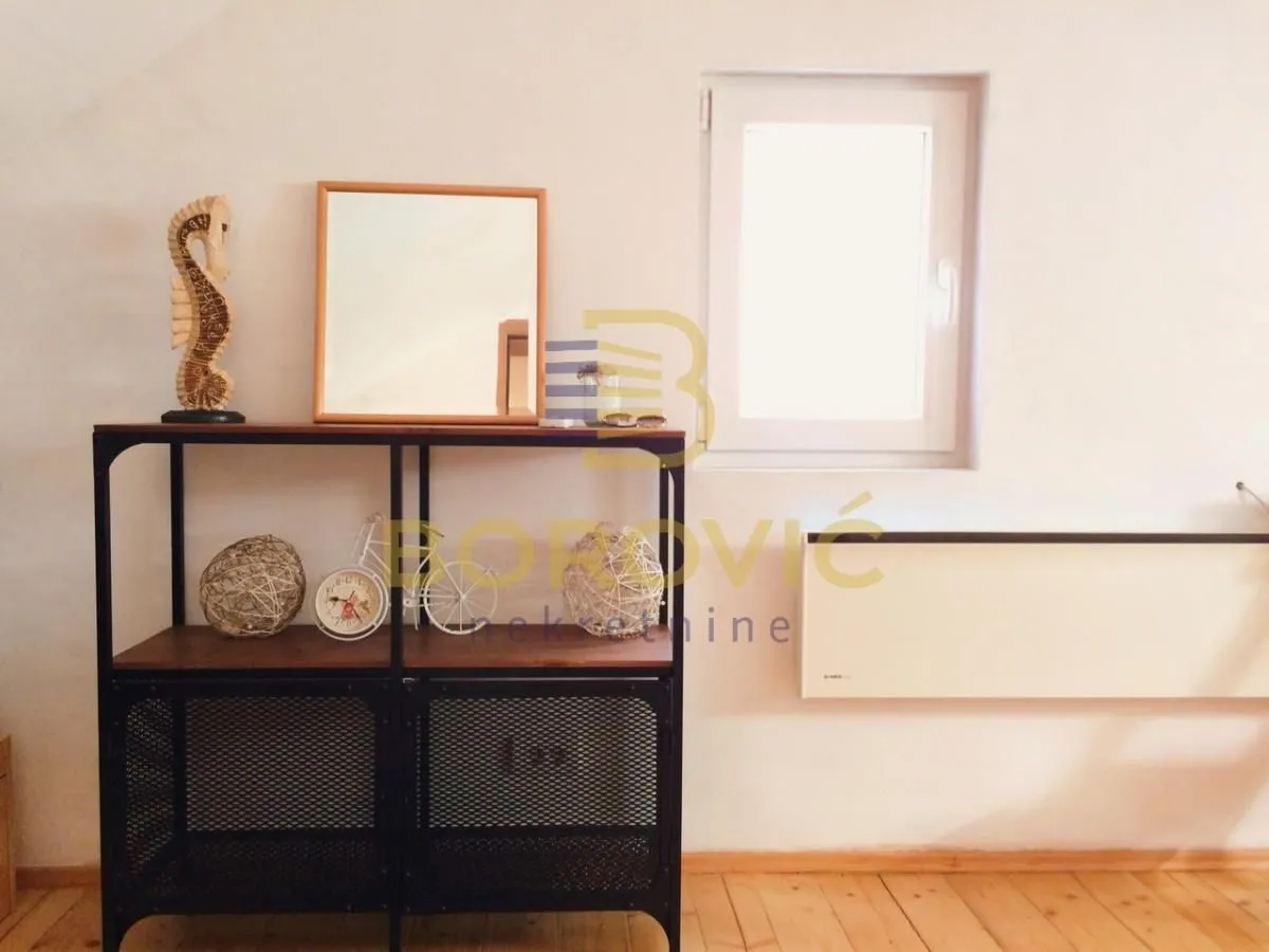 Sale, two bedroom apartment, 37m², Vračar Sve Podlokacije, Beograd