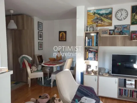 Sale, three bedroom apartment, 45m², Zvezdara Sve Podlokacije, Beograd - image 4