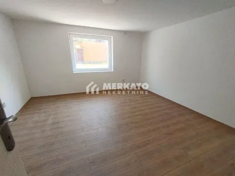 Sale, house, 64m², Mičkei, Zrenjanin - image 15