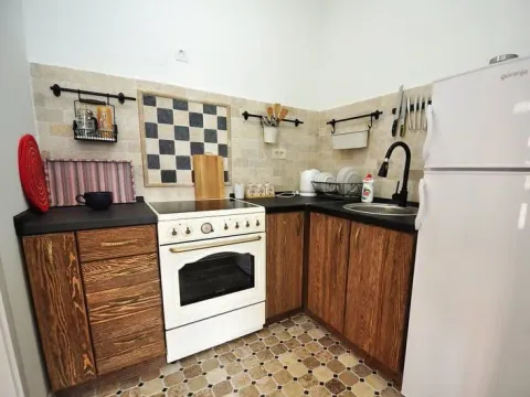 Prodaja, stan, 102m², Risan, Kotor - image 2