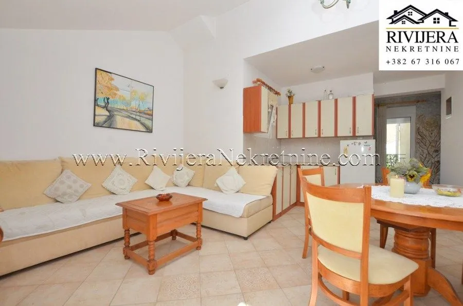 Prodaja, dvosoban stan, 80m², Đenovići, Herceg Novi