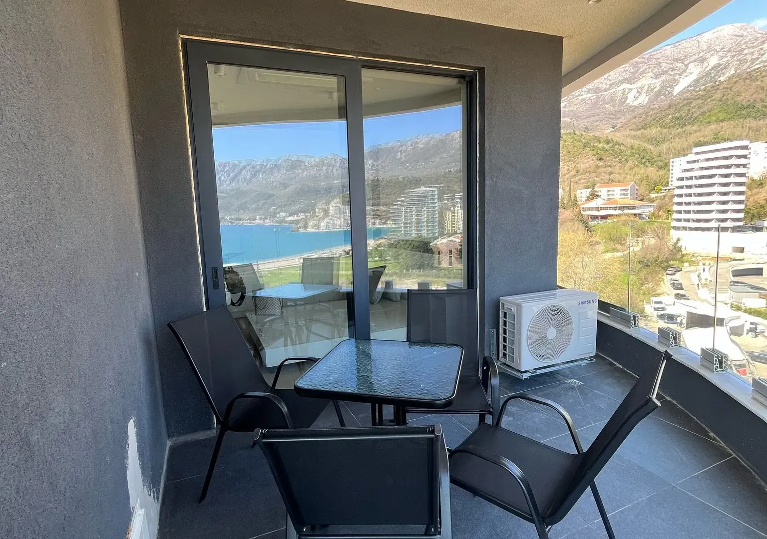 Sale, one bedroom apartment, 57m², Bečići, Budva