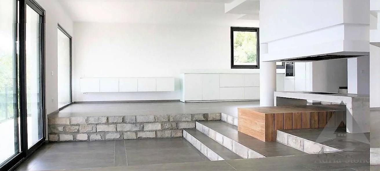 Prodaja, kuća, 770m², Tivat, Crna Gora