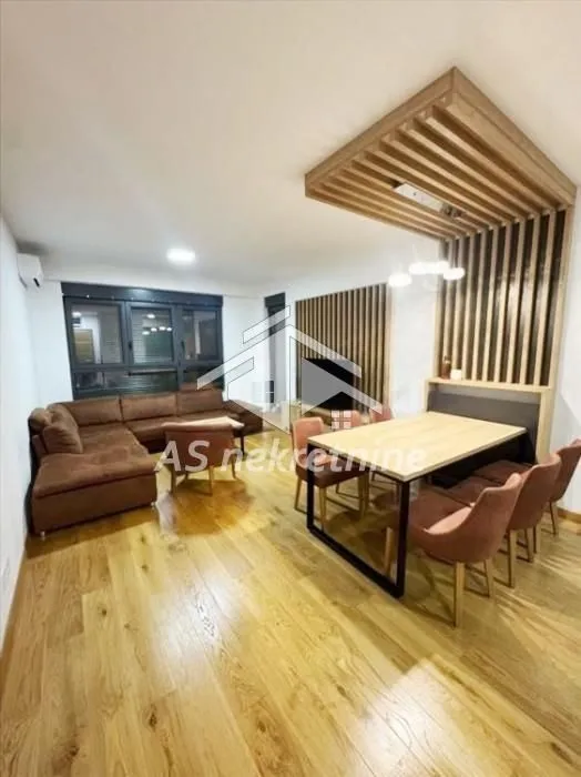 Izdavanje, trosoban stan, 70m², Fon (Fon - Bilećka), Voždovac Sve Podlokacije
