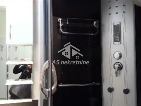 Izdavanje, trosoban stan, 61m², Crveni Krst, Beograd - image 17