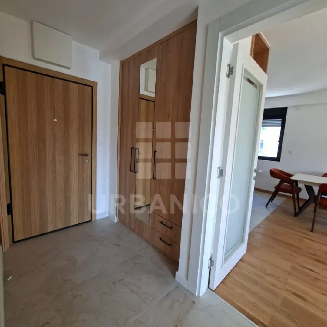 Prodaja, jednosoban stan, 56m², Tološi, Podgorica