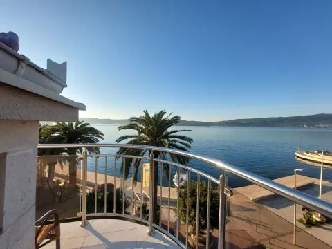 Izdavanje, dvosoban stan, 80m², Centar, Tivat - image 18