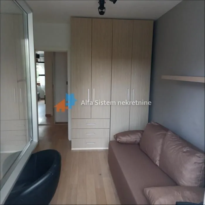 Rent, apartment, 36m², Crveni Krst, Beograd