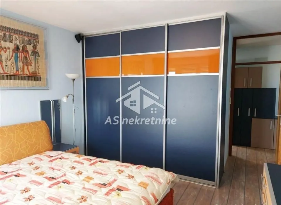Rent, four bedroom apartment, 115m², Hala Pionir, Palilula Sve Podlokacije