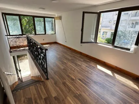 Sale, office space, 32m², Centar, Bar - image 5