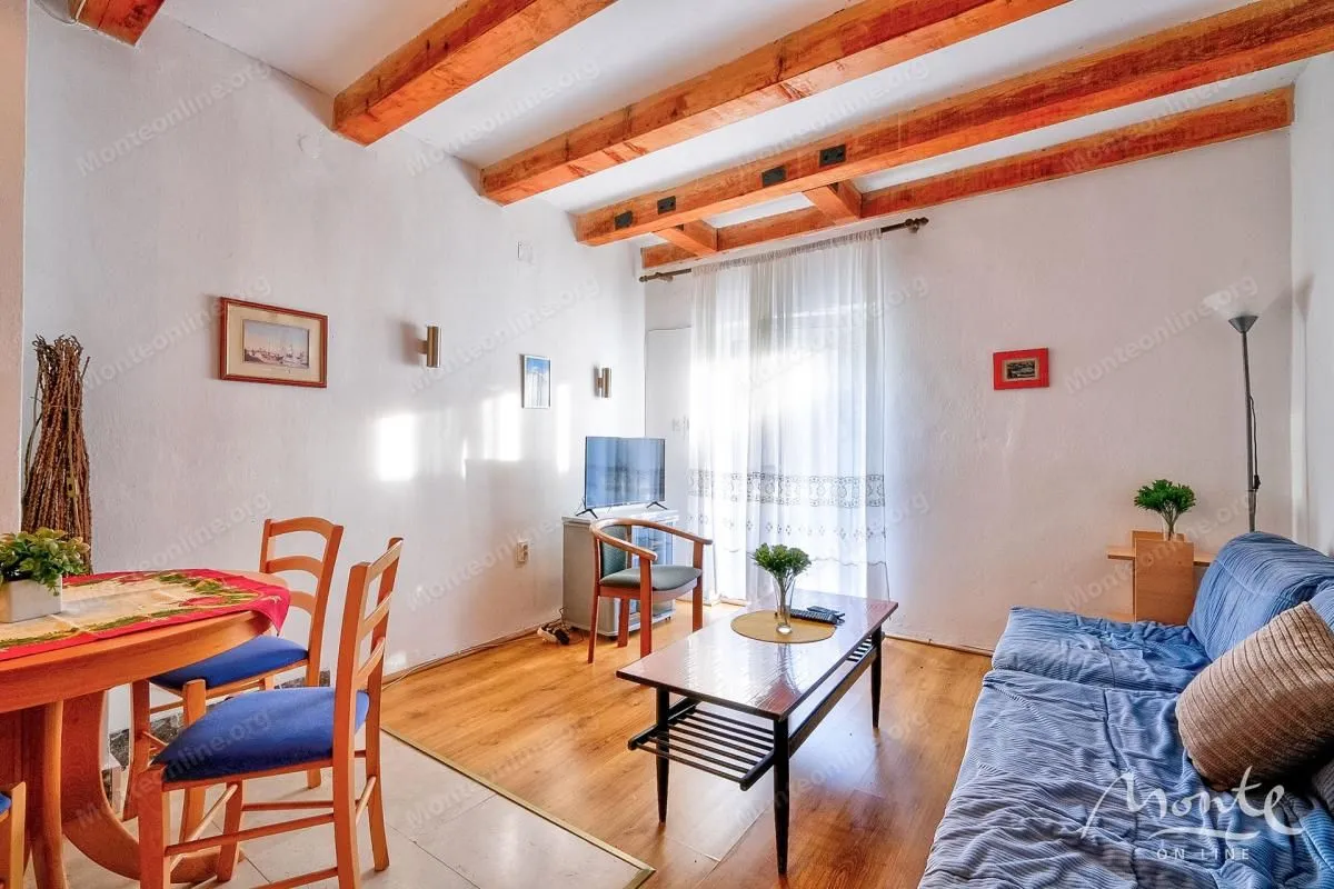 Prodaja, kuća, 67m², Orahovac, Kotor
