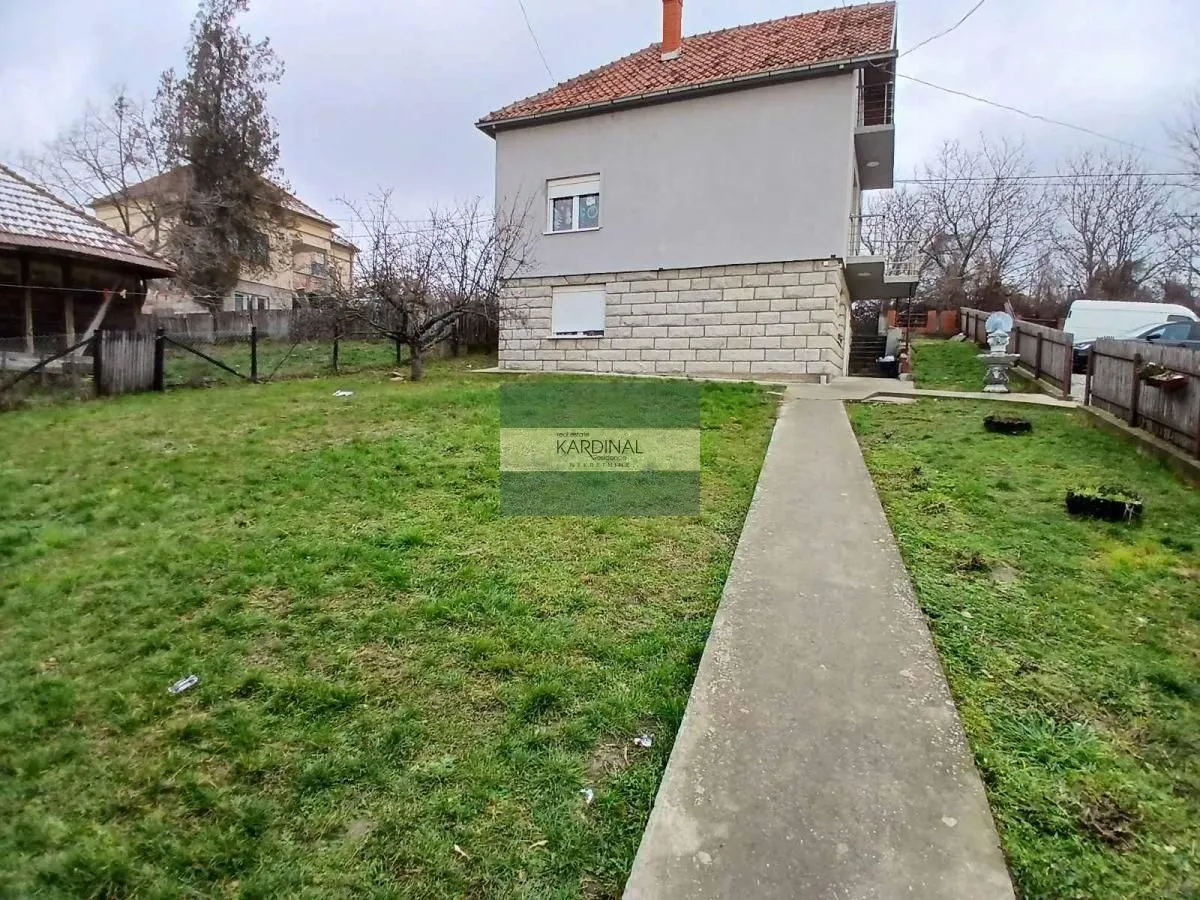 Prodaja, kuća, 330m², Topola, Srbija