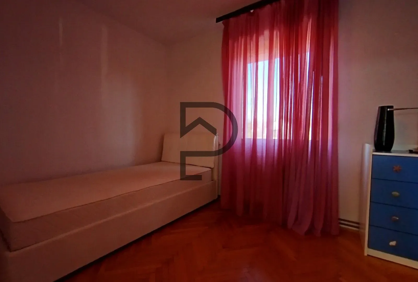 Rent, apartment, 330m², Tološi, Podgorica