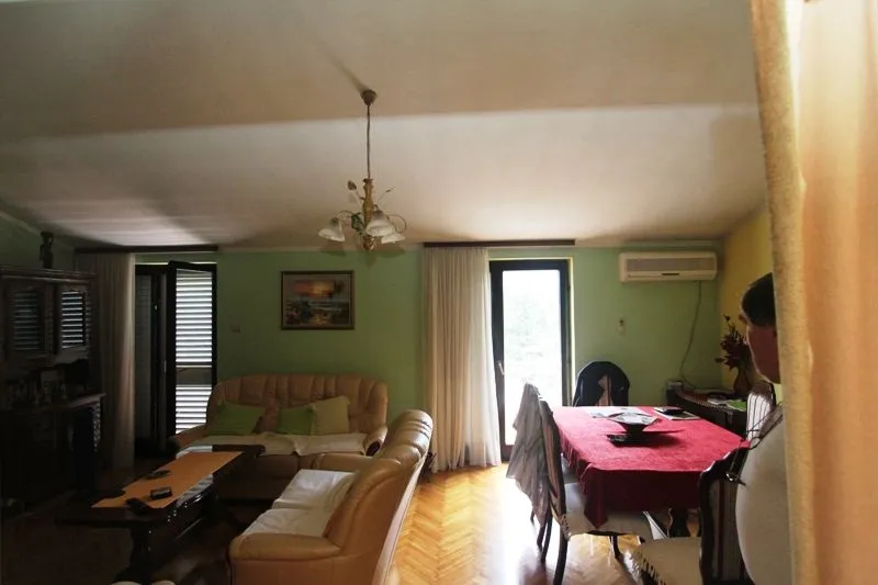 Prodaja, stan, 95m², Dobrota, Kotor