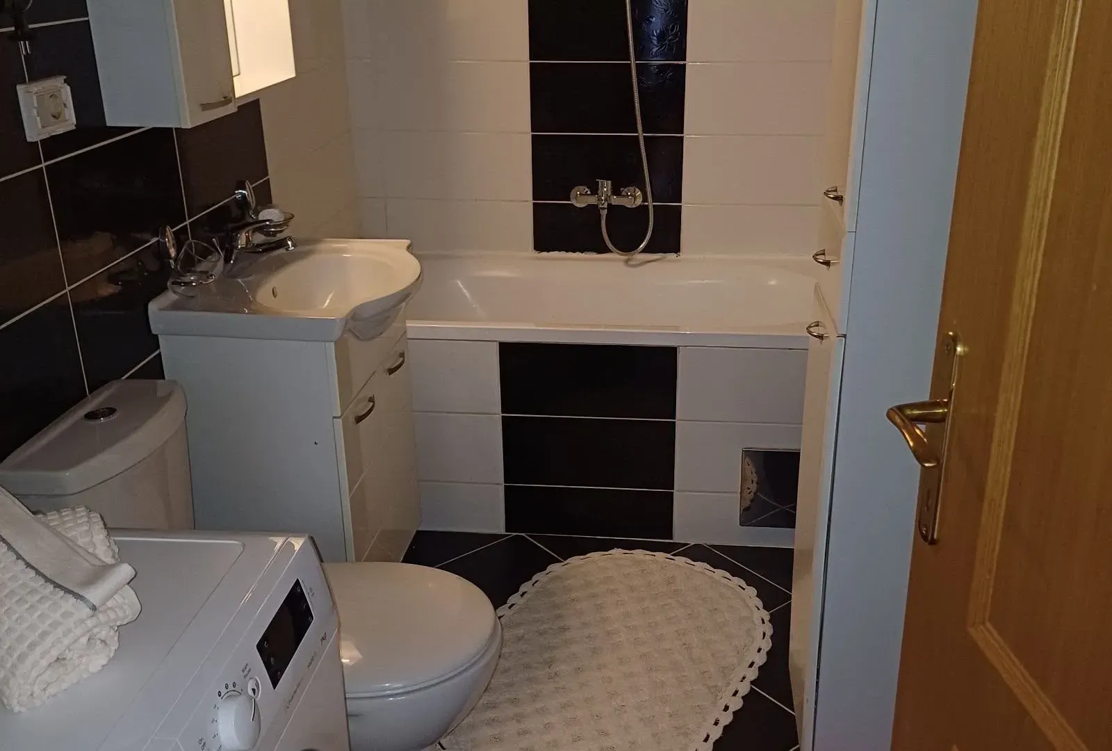 Rent, two bedroom apartment, 106m², Bonići, Tivat