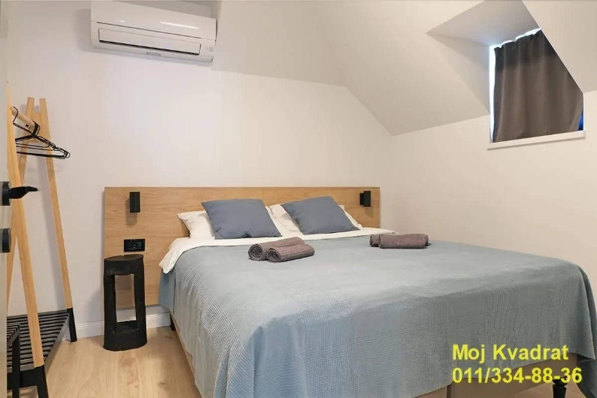 Prodaja, četvorosoban stan, 109m², Zemun Centar, Zemun Sve Podlokacije