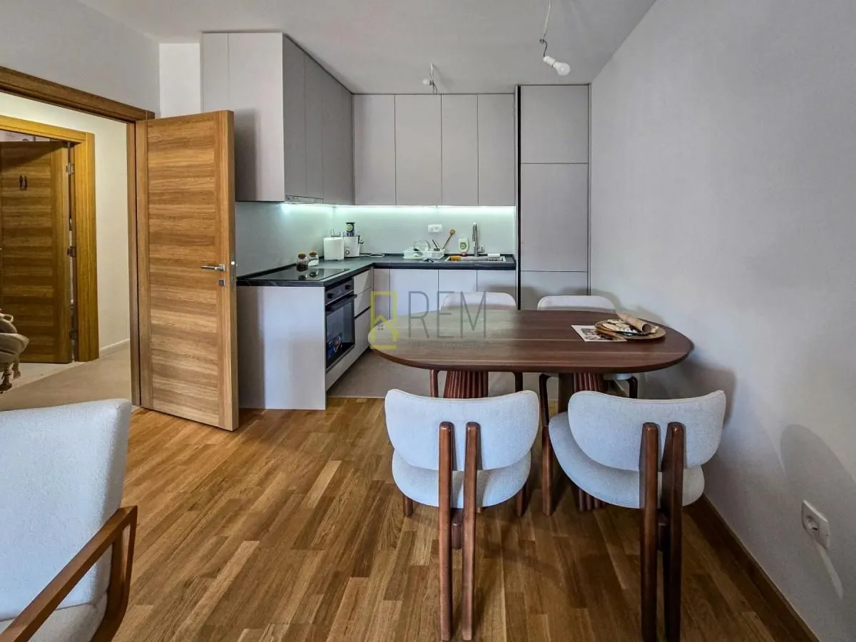 Prodaja, jednosoban stan, 41m², Tološi, Podgorica
