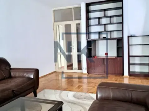 Izdavanje, trosoban stan, 103m², Blok 5, Podgorica - image 3