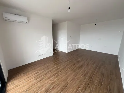 Prodaja, jednosoban stan, 60m², Dobra Voda, Bar - image 3