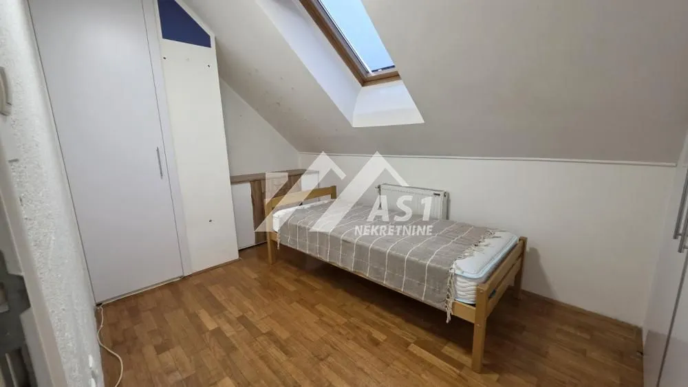 Prodaja, četvorosoban stan, 81m², Telep, Novi Sad Sve Podlokacije