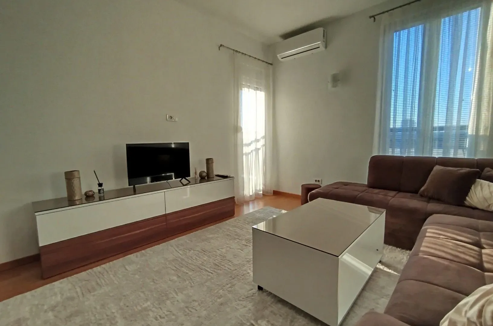 Rent, apartment, 50m², Stari Aerodrom, Podgorica