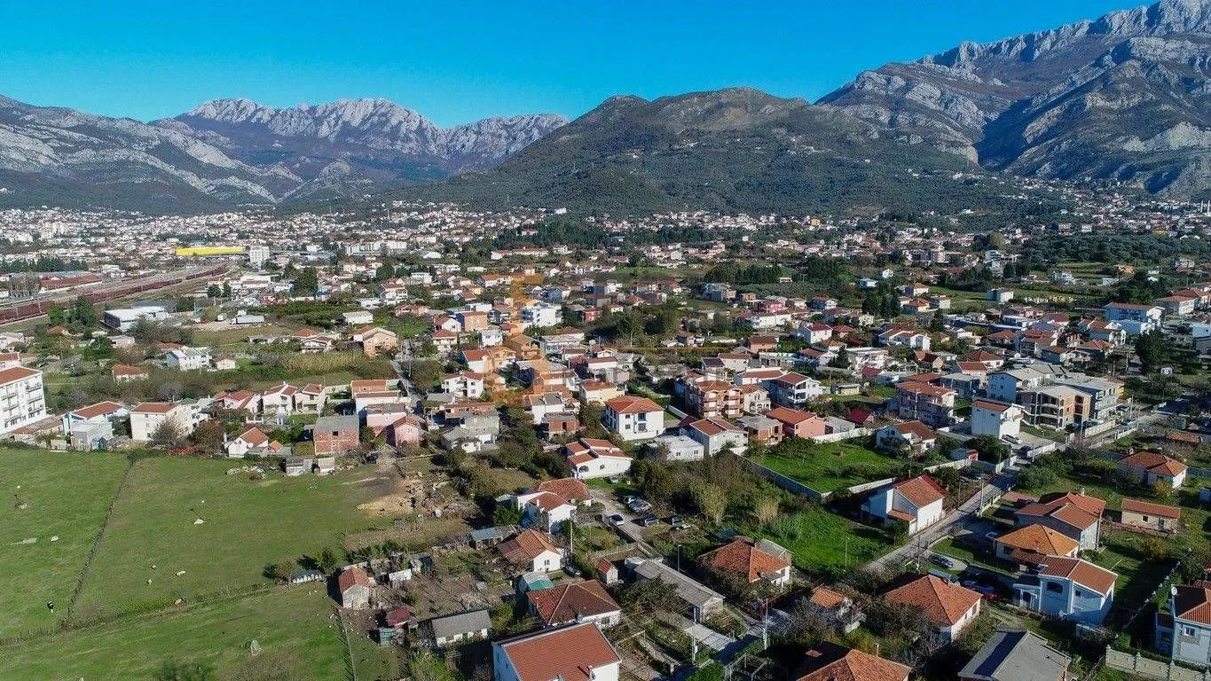 Prodaja, plac, 2024m², Bar, Crna Gora