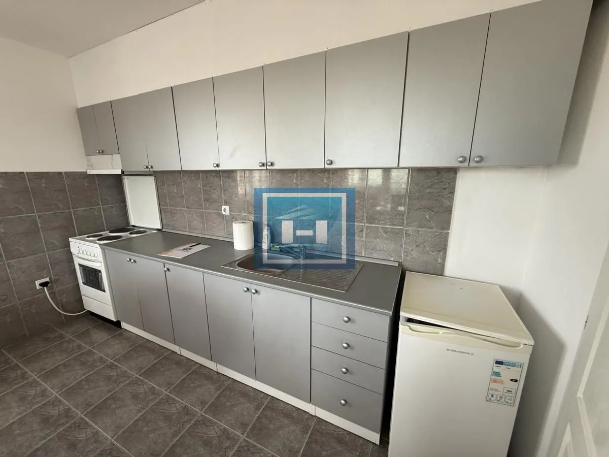 Izdavanje, dvosoban stan, 62m², Centar, Jagodina