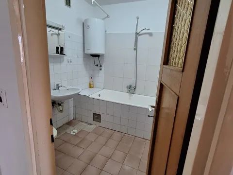 Prodaja, dvosoban stan, 70m², Zabjelo, Podgorica - image 9