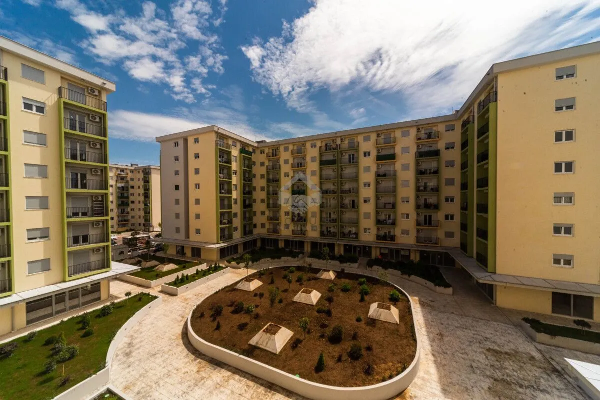 Rent, one bedroom apartment, 40m², Pobrežje, Podgorica