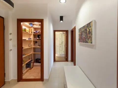 Rent, two bedroom apartment, 69m², Preko Morače, Podgorica - image 8