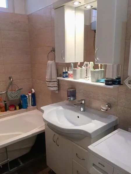 Sale, three bedroom apartment, 67m², Stari Grad, Beograd