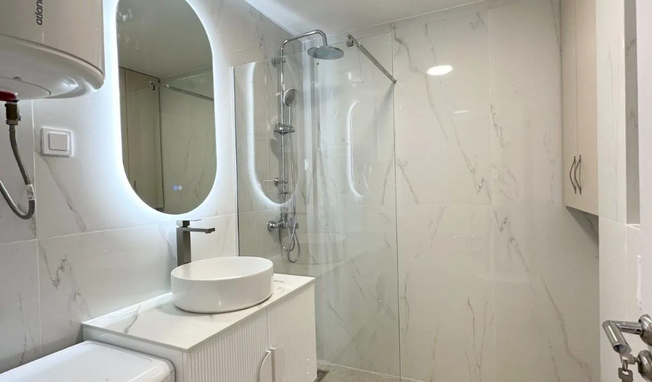 Sale, two bedroom apartment, 74m², Bečići, Budva