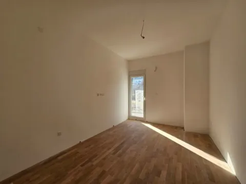 Prodaja, dvosoban stan, 79m², Momišići, Podgorica - image 4