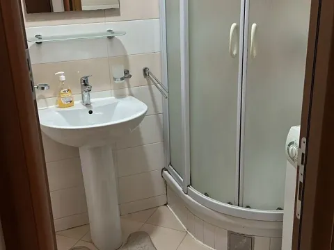 Rent, three bedroom apartment, 45m², Stari Aerodrom, Podgorica - image 5