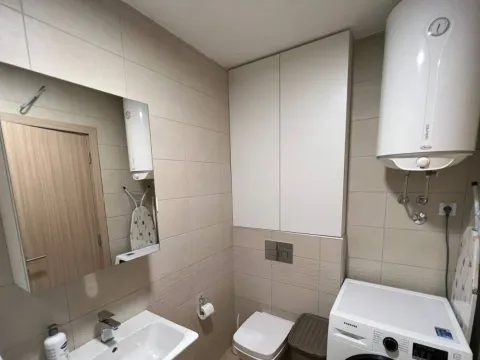 Rent, two bedroom apartment, 80m², Budva, Crna Gora - image 6