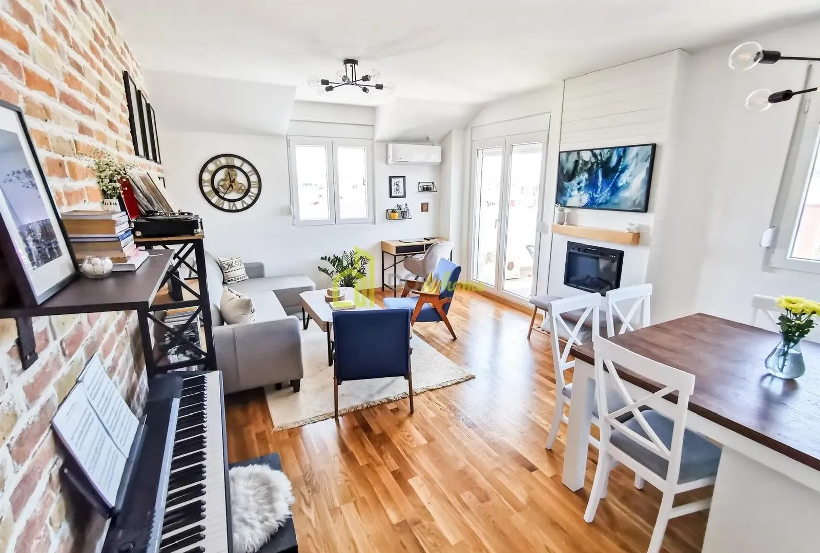 Prodaja, dvosoban stan, 61m², Ljubović, Podgorica