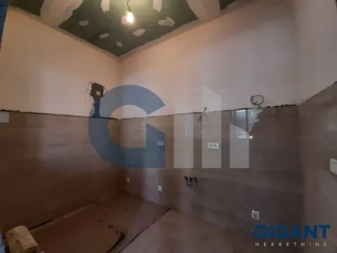 Izdavanje, poslovni prostor, 95m², Lipov Lad, Zvezdara Sve Podlokacije - image 8