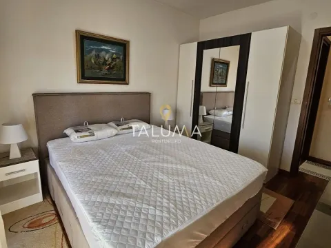 Rent, two bedroom apartment, 75m², City Kvart, Podgorica - image 5
