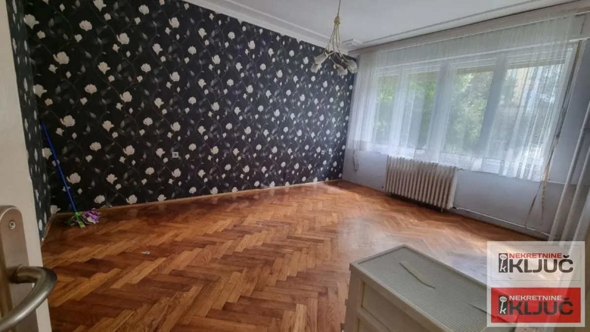 Izdavanje, trosoban stan, 76m², Spens, Novi Sad Sve Podlokacije