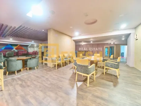 Prodaja, poslovni prostor, 1343m², Centar, Podgorica - image 36