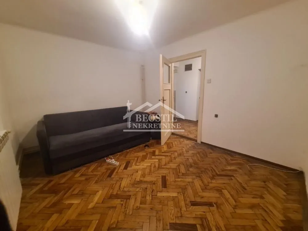 Sale, three bedroom apartment, 67m², Stari Grad, Beograd