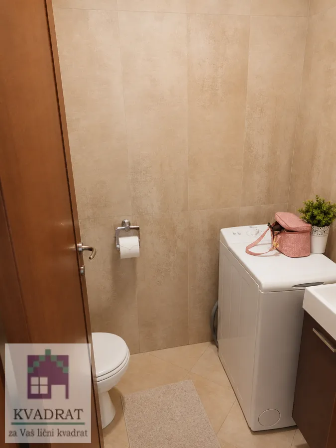Prodaja, četvorosoban stan, 115m², Grbavica, Novi Sad Sve Podlokacije