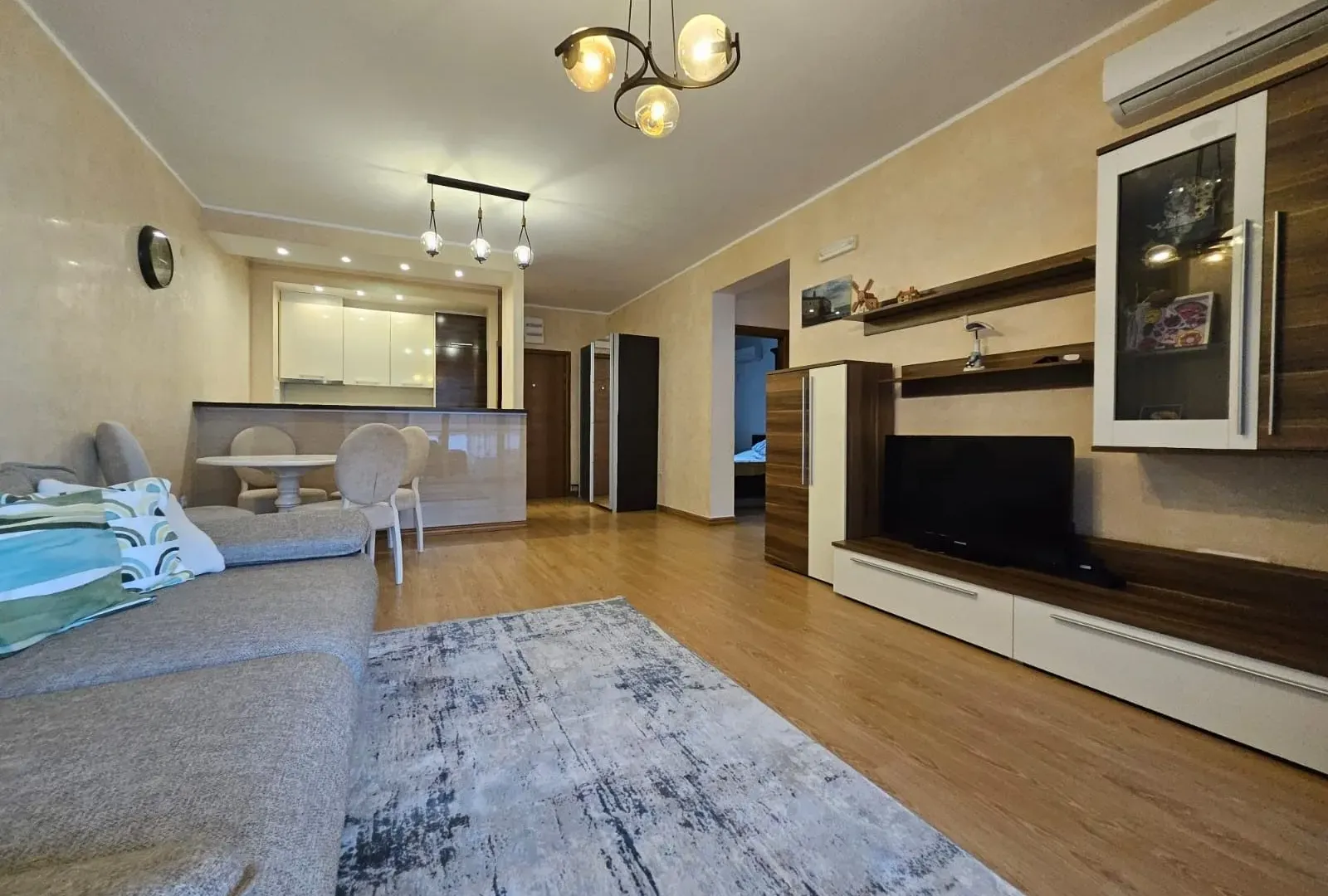 Prodaja, dvosoban stan, 68m², Bečići, Budva
